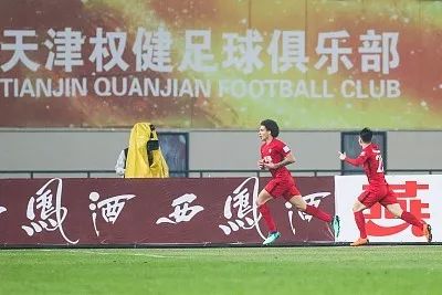 足球彩票，梦想与机遇的碰撞