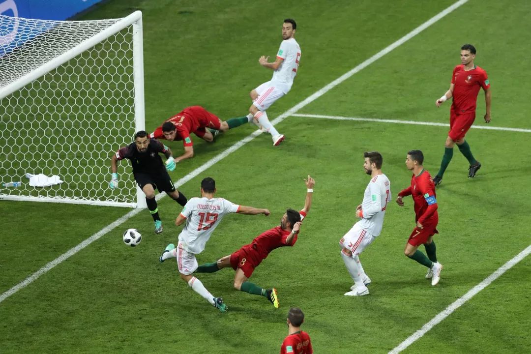 乌兹别克斯坦VS西班牙，足球场上的异国对决
