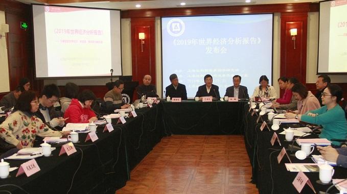 探索彩票走势的奥秘，图感觉走势图首页排三的深度解析