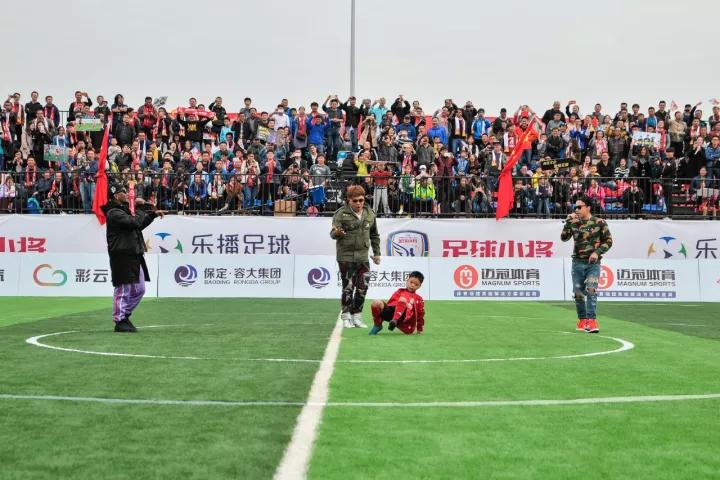 直播中国足球，激情与梦想的绿色赛场