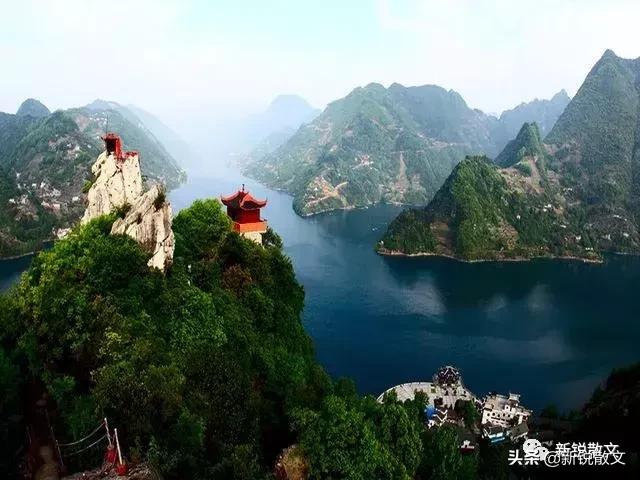 怀旧，在时光的河流中寻觅心灵的归宿
