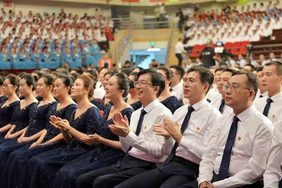 阵华今夜，赌一个胆的壮志豪情