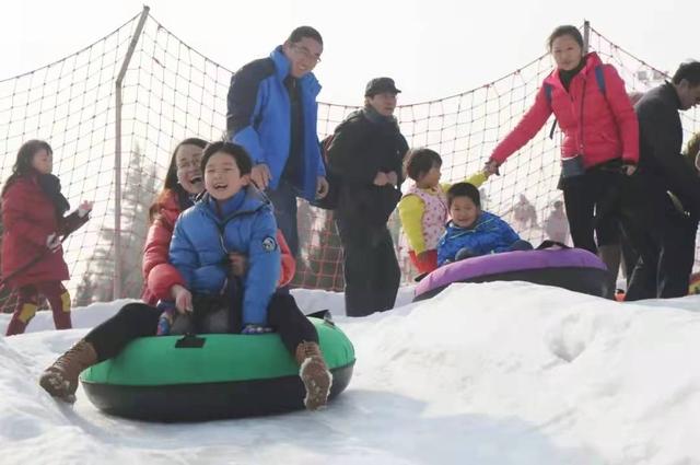 雪缘雪缘园，冰雪世界的激情与梦想