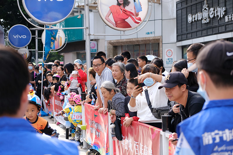 探秘香港马会现场开奖，一场视觉与激情的盛宴