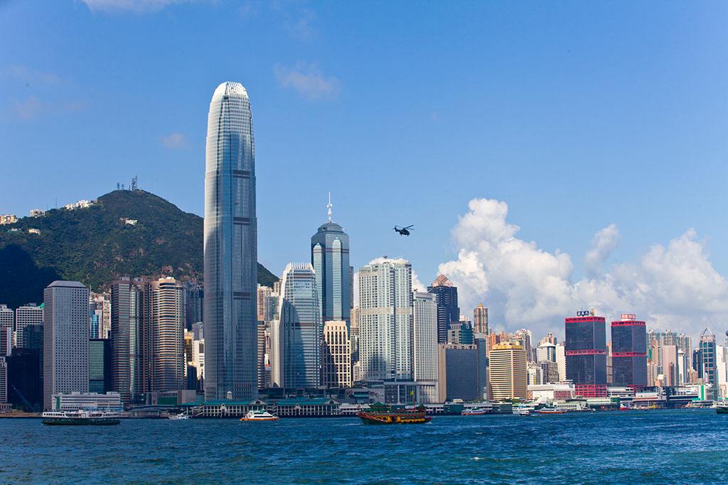 2031年香港正版资料全集，探索未来与传承的交汇点2021香港正版资料全年大全