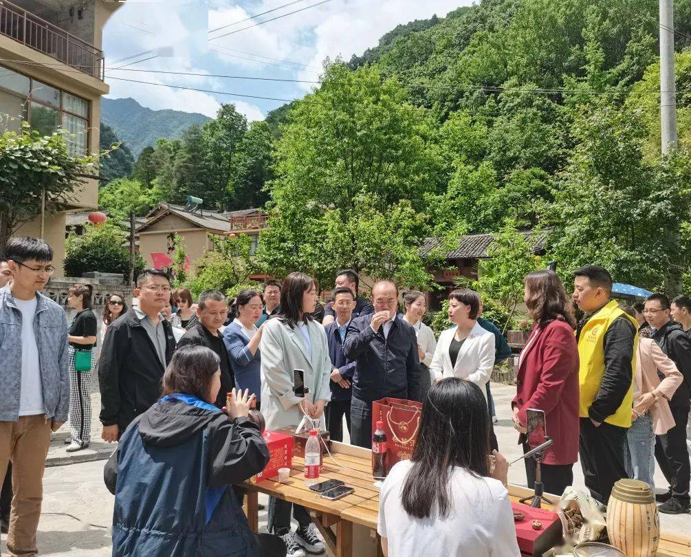 4725839，一场震撼人心的现场直播盛宴4777777现场直播老玩家贵