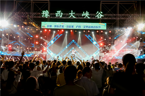 澳门6月音乐盛宴，最新演唱会视频回放与全记录2021年6月澳门演唱会